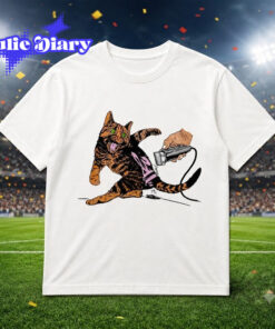 Funny Shaving Cat Shirt Crazy Tabby Pet Grooming 2D Shirt