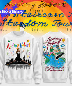 Audrey-Hobert-_-The-Staircase-to-Stardom-Tour-Hoodie_Sweatshirt_Tee-6.jpg