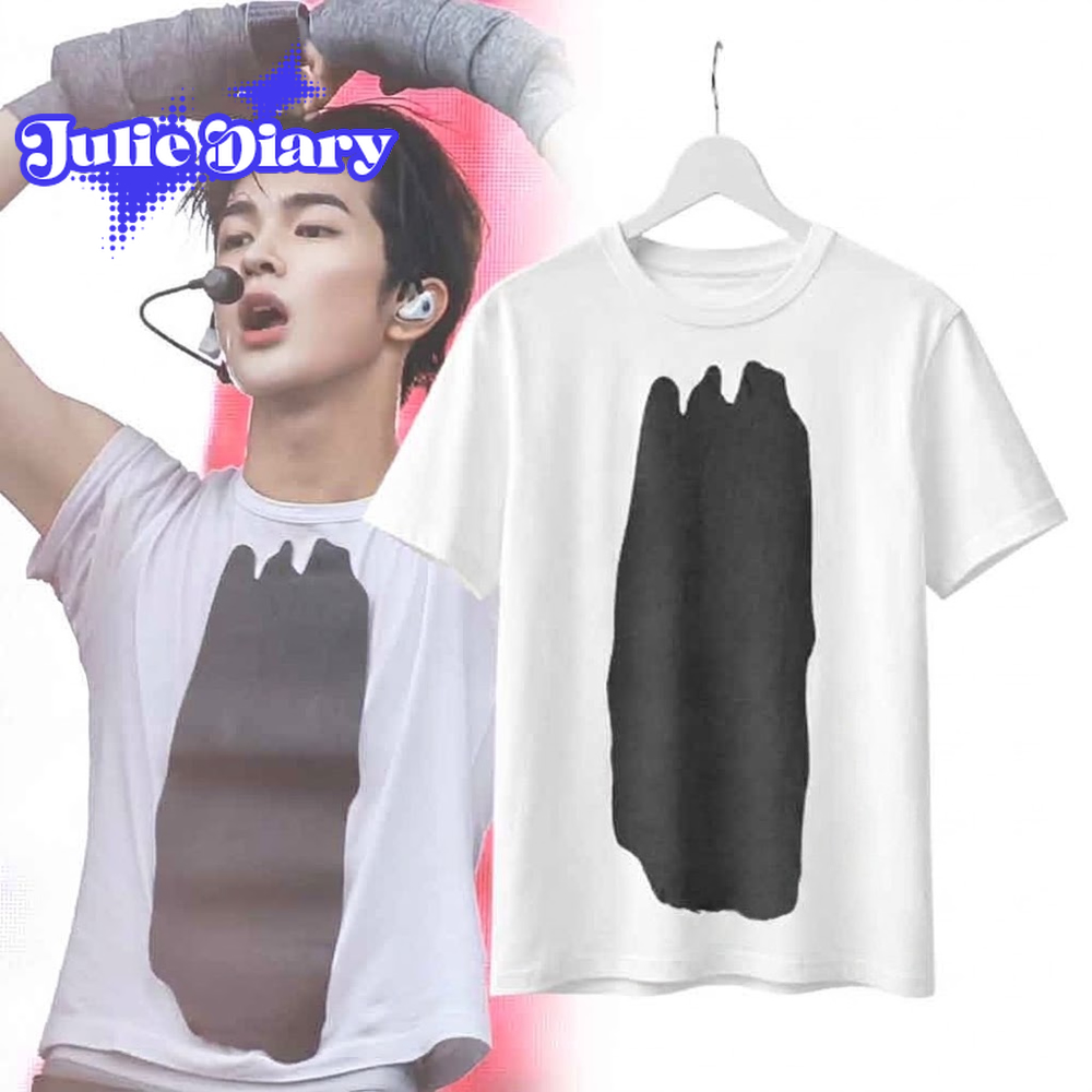 CORTIS Keonho COMME des GARÇONS Abstract Paint Stroke 2D T-Shirt CORTIS Keonho COMME des GARÇONS Abstract Paint Stroke 2D T-Shirt