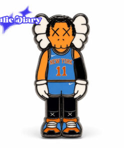 Jalen-Brunson-Knicks-KAWS-Button-Pin-9.jpg