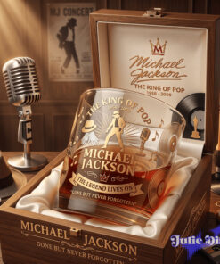 Michael Jackson – The King of Pop Whiskey Glass