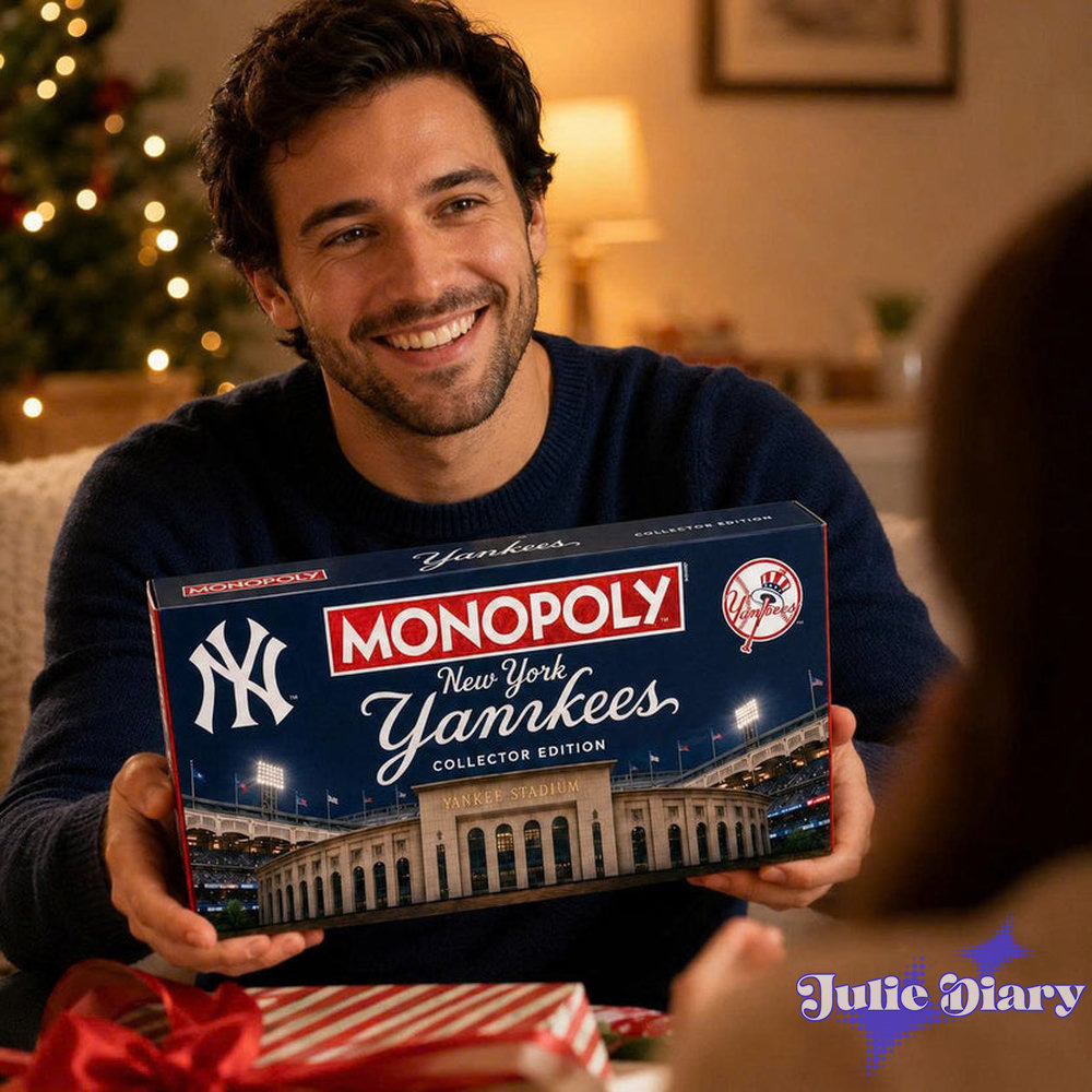 New York Yankees Monopoly Board Game New York Yankees Monopoly Board Game