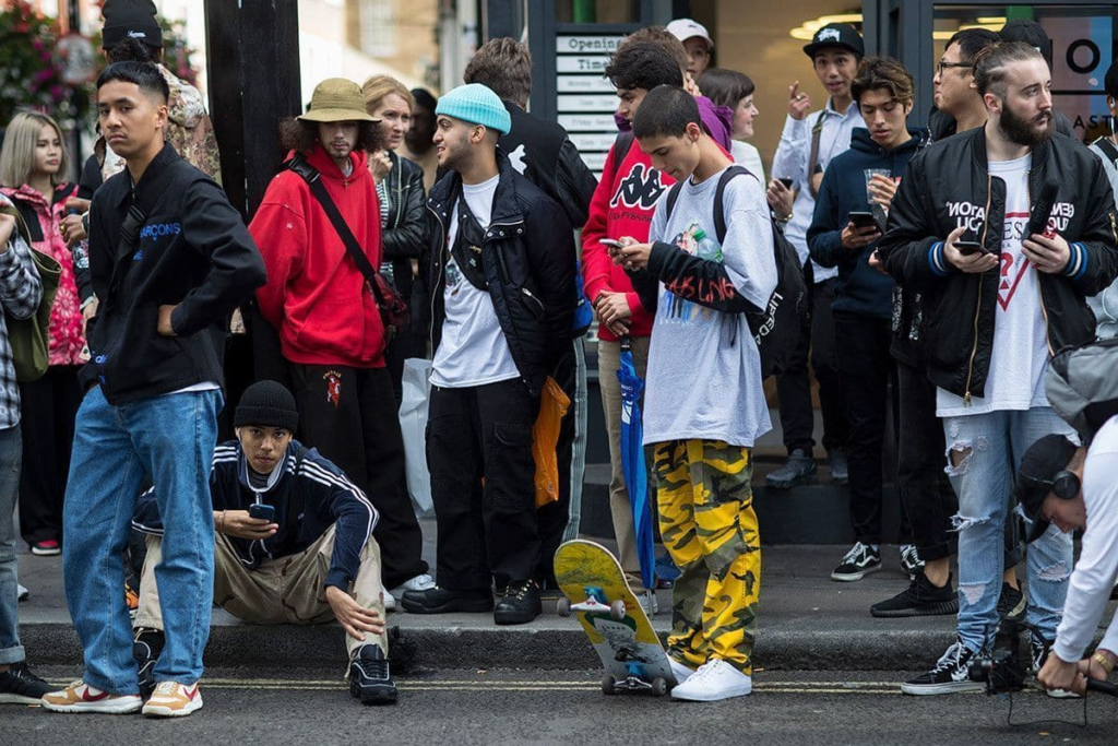 The Ultimate Sports Jersey Guide: Materials, Sizing & Streetwear Styling